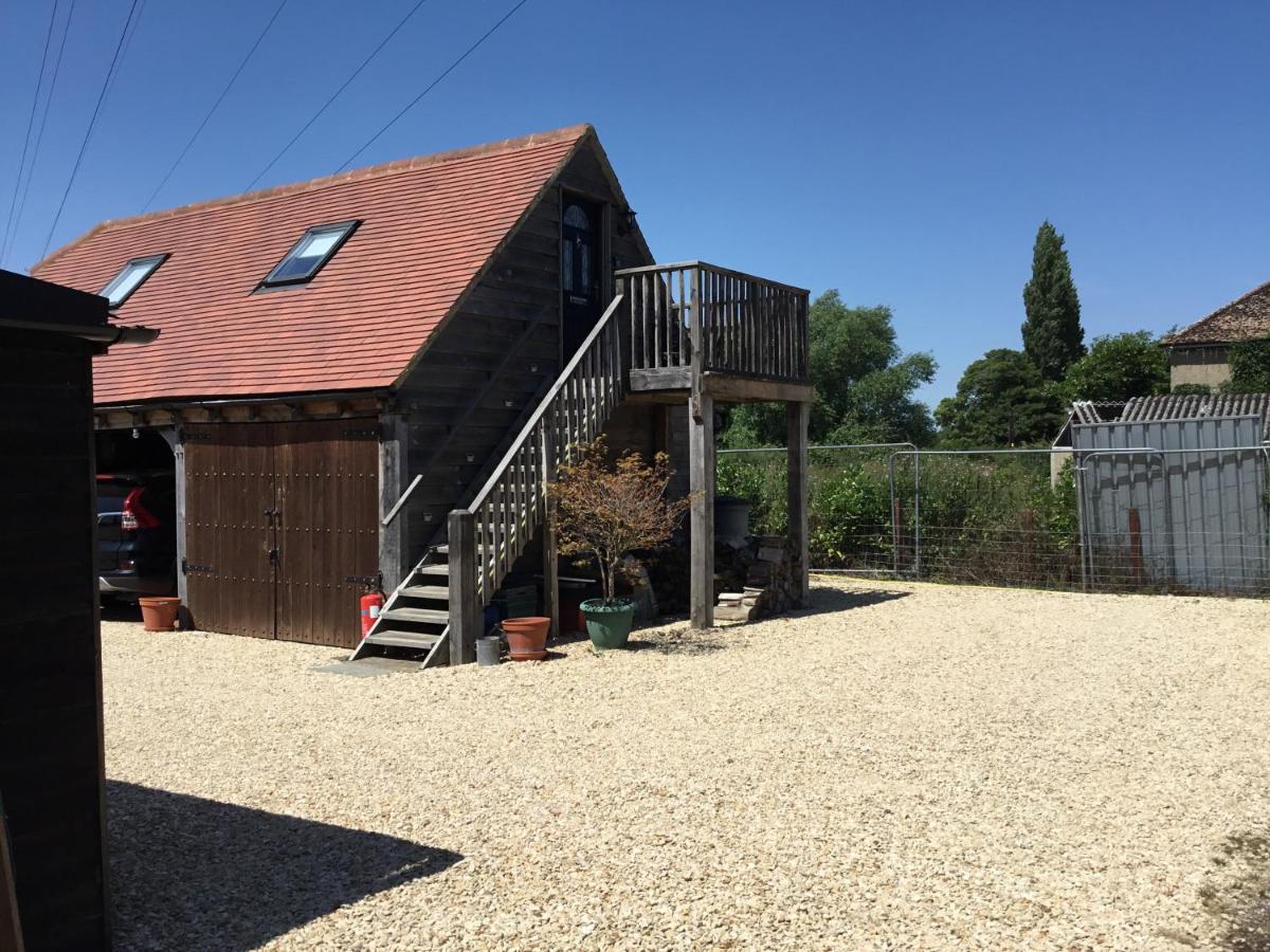 Oaks Barn Chinnor