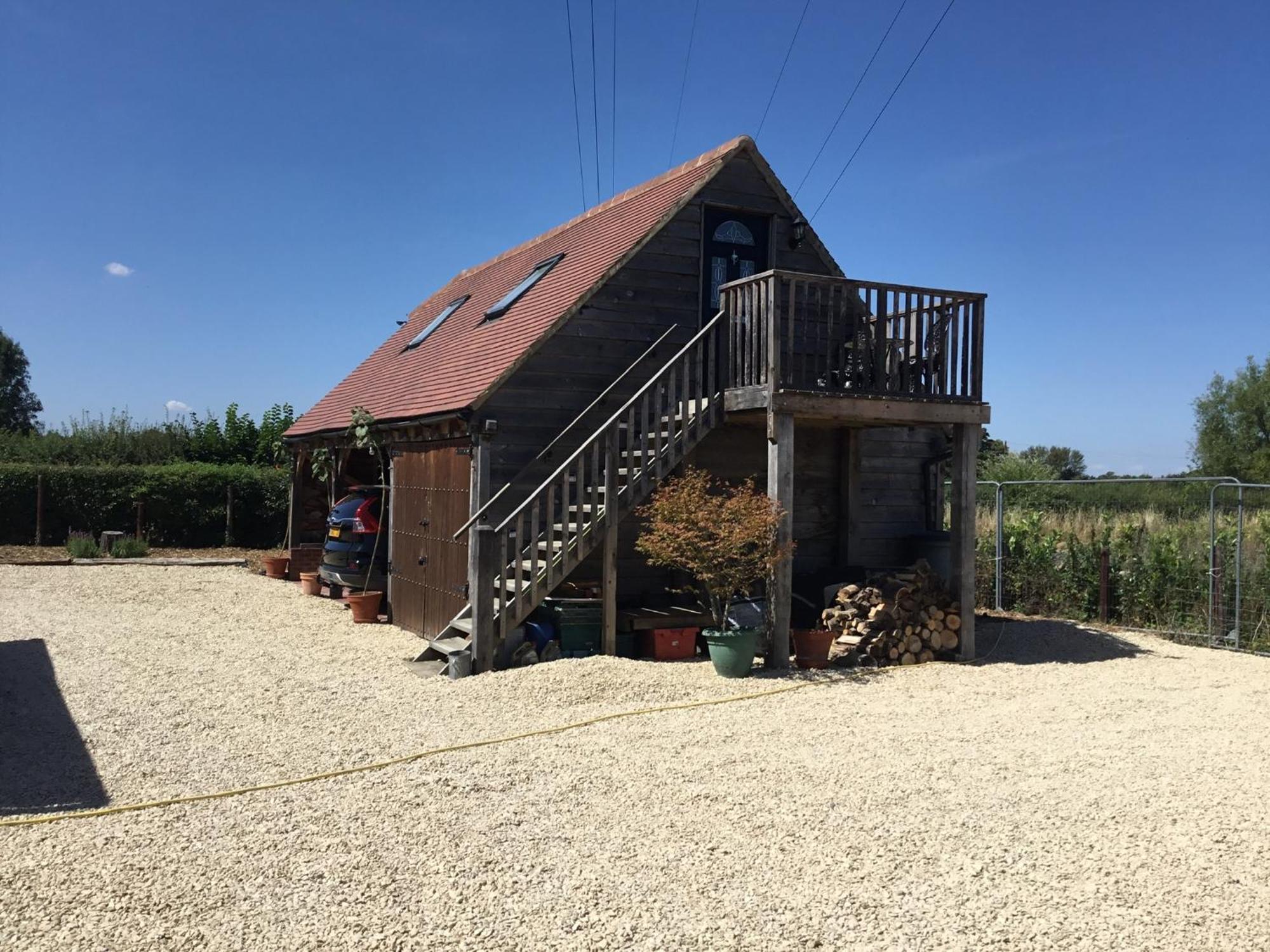 Oaks Barn *